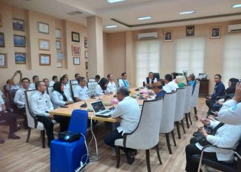 Pemerintah Kota Kotamobagu dibawah pimpinan langsung Walikota, Tatong Bara saat melakukan kunjungan kerja dan silaturahmi di Kabupaten Bone Bolango yang diterima langsung oleh Bupati, Hamim Pou, Rabu (1/2/2023). (Foto Indra/Gopos)