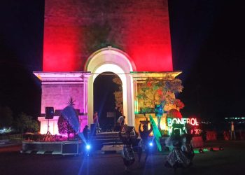 Gelaran live music dan tarian di Tugu Center Point Bone Bolango pada Rabu dan Sabtu malam. (Foto Indra/Gopos)