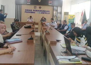 Rapat Komisi I DPRD Provinsi Gorontalo bersama pihak terkait mengenai evaluasi lahan Bandara Djalaludin Gorontalo, Rabu (1/2/2023) di Kantor Dinas Perhubungan Provinsi Gorontalo (muhajir/gopos)