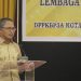 Sekretaris Daerah Kota Gorontalo, Ismail Madjid membuka kegiatan bimbingan teknis Perencanaan dan Penganggaran Responsif Gender Tahun 2023 di Hotel Grand Q, Kota Gorontalo, Kamis (2/3/2023). (Foto: Humas)
