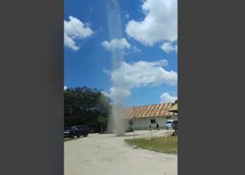 Angin Berputar Dust Devil