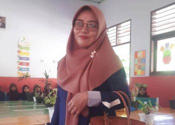 Guru Honorer Jual Ginjal