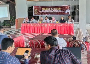 Sosialisasi dan Evaluasi pasca penetapan dapil dan alokasi kursi anggota DPRD Kabupaten Bone Bolango oleh KPU Kabupaten Bone Bolango di Rumah Makan Meranti, Rabu (22/3/2023). (Foto: Putra/Gopos)