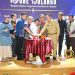 Bupati, Hamim Pou dan Kepala Perpustakaan Nasional Republik Indonesia, Muhammad Syarif Bando saat melaunching buku yang berjudul Belajar Dari Bone Bolango. Mengkaji Kebijakan Pengentasan Kemiskinan di Perdesaan, Senin (27/3/2023). (Foto Istimewa)
