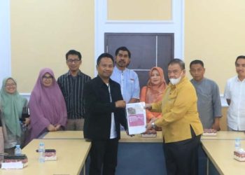 Pansus LKPJ Gubernur Gorontalo saat melakukan kunjungan ke RS Hasri Ainun Habibie. (istimewa)