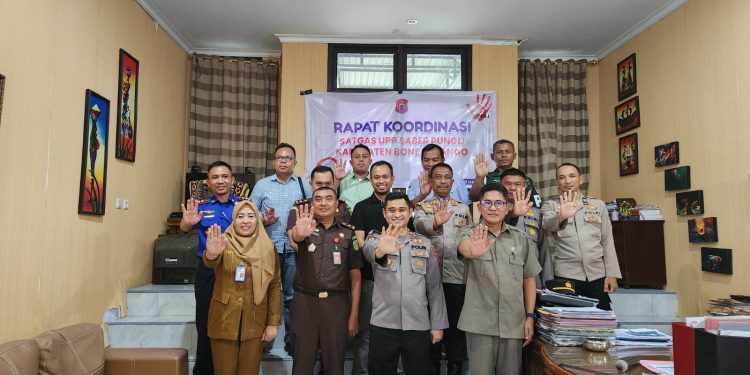 Rapat Koordinasi Satgas UPP Pungli Kabupaten Bone Bolango yang digelar di Ruangan Inspektorat Bone Bolango, Rabu (21/3/2023). (Foto Fauzi/Magang Diskominfo)