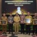 Penjagub Hamka bersama Tim Sembilan (Panitia) penyelenggara Paritrana Award tahun 2022 yang diketuai oleh Penjabat Sekdaprov Gorontalo Syukri Botutihe. (Foto – FIkry)