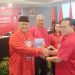 Pengurus DPP PDIP Pusat, Rokhmin Dahuri bersama Ketua DPD PDI-P Gorontalo, Kris Wartabone pada rapat koordinasi pembahasan calon legislatif, Selasa (14/3/2023) (muhajir/gopos)