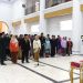 Penjagub Gorontalo Hamka Hendra Noer saat melantik dan mengambil sumpah pejabat struktural dan fungsional di lingkungan Pemerintah Provinsi Gorontalo Senin, (13/3/2023), di gedung Belle li Mbui Kota Gorontalo. (Foto – Haris)