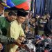Bupati Gorontalo Nelson Pomalingo saat meninjau lokasi Pasar Senggol Telaga bertempat langsung di Telaga Kabupaten Gorontalo, Minggu (17/4/2023) (Foto: Humas)