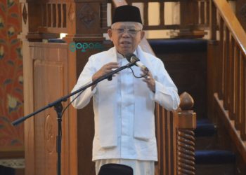 Wapres Ma'ruf Amin melaksanakan ceramah agama di Masjid Baiturrahim, Kota Gorontalo, Kamis malam (13/4/2023). (Foto: Putra/Gopos)