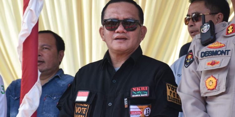 Ekwan Ahmad, saat menghadiri serah terima kirab pemilu di Taruna Remaja, Kota Gorontalo, Minggu (30/4/2023). (F. Humas Dekot Gorontalo)