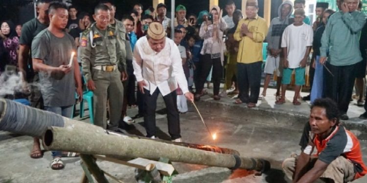 Wakil Bupati Gorontalo Hendra Hemeto, membuka Festival Gema Ramadhan1444 Hijriah Sadela Lo Bunggo Tahun Timur Senin, (17/04/2023).