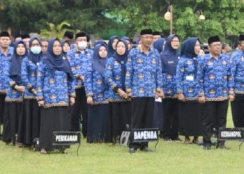 Bupati Gorontalo, Nelson Pomalingo menegaskan, Pemerintah Kabupaten Gorontalo, mulai hari senin (17/4/2023) membayarkan Tunjangan Profesi Guru (TPG) dan Tambahan Penghasilan (Tamsil) serta THR-TPP bagi Guru PNS maupun PPPK