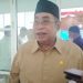 Anggota DPRD Provinsi Gorontalo, Adhan Dambea saat diwawancarai awak media mengenai evaluasi dewan terhadap pertanggungjawab pemprov tentang pengerjaan Kanal Tanggidaa, Senin (3/4/2023) (muhajir/gopos)
