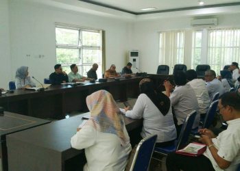 Rapat dengar pendapat antara Komisi I Deprov Gorontalo dengan OPD Mitra, Rabu (12/4/2023) (muhajir/gopos)