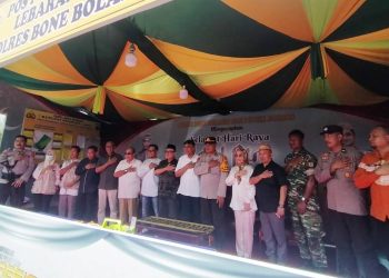 Komisi I Deprov Gorontalo saat mengecek posko pengamanan di Center Point Bone Bolango (muhajir/gopos)
