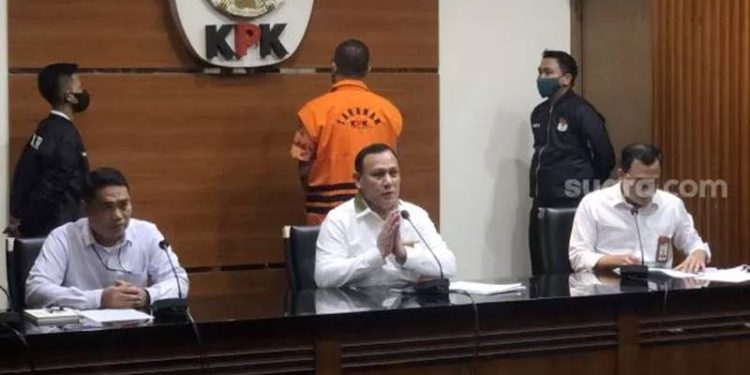 KPK resmi tahan Rafael Alun Trisambodo. (suara.com/dea)