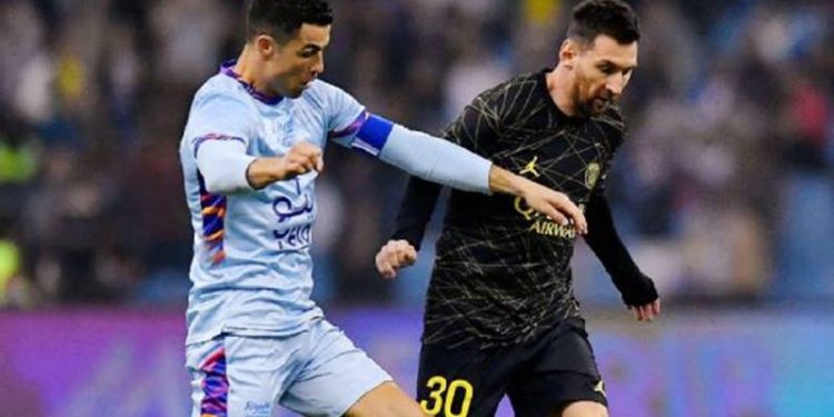 Cristiano Ronaldo dan Lionel Messi terakhir bertemu di lapangan pada Januari saat pertandingan persahabatan antara Al Nassr dan Paris Saint-Germain di Riyadh. Aurelien Meunier - PSG/PSG via Getty Images
