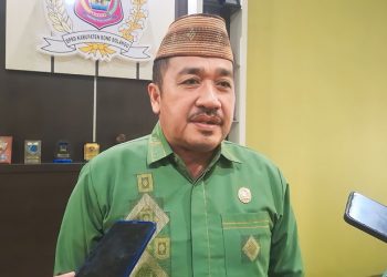 Ketua DPRD Kabupaten Bone Bolango, Halid Tangahu.