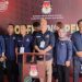 Partai Nasdem Bone Bolango melaksanakan pendaftaran pencalonan anggota DPRD Kabupaten Bone Bolango di KPU Bone Bolango, Kamis (11/5/2023). (Foto: Putra/Gopos)