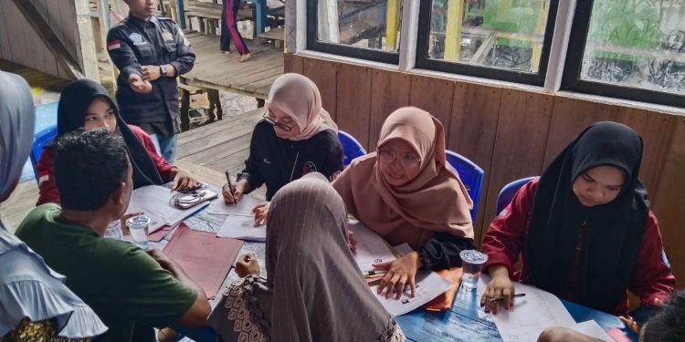 Sosialisasi LBH Wahana Keadilan Pohuwato bantu warga Torosiaje untuk konsultasi hukum gratis, Minggu (21/5/2023).