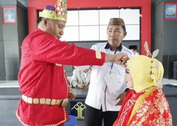 Prosesi pernikahan Isfandi yang berlangsung di dalam Lapas Kelas II A Gorontalo. (Dok. Lapas Gorontalo)