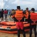Tim SAR Gabungan melakukan pencarian terhadap RK, bocah SD yang dilaporkan tenggelam di muara sungai Marisa.(yusuf/gopos)