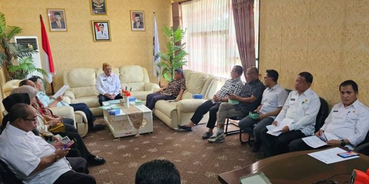 Kunjungan kerja komisi I Deprov Gorontalo di  DPMD Dukcapil Provinsi Gorontalo, Rabu (3/5/2023) (istimewa)