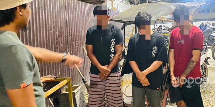Tiga pemuda dari Kecamatan Kota Barat, Kota Gorontalo akhirnya ditahan Polsek Dungingi atas dugaan percobaan pencurian. (F. humas)