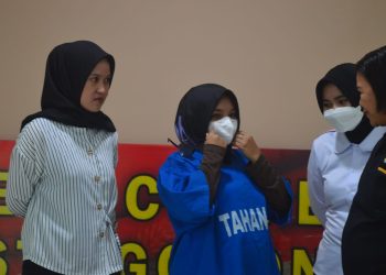 Tante Ika, Tersangka Kasus Penculikan Anak. (F. Putra/Gopos)