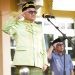 Wali Kota Gorontalo, Marten Taha mengikuti Upacara Hari Lahir Pancasila di Halaman Kantor Walikota Gorontalo, Kamus (1/6/2023). (Foto: Humas)