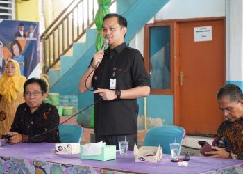 Wakil Walikota Gorontalo Ryan F. Kono saat menerima tim penilai 8 aksi konvergenssi penurunan stunting dari pemerintah provinsi gorontalo, jumat 9/6/2023.