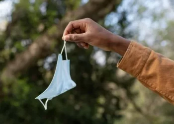 Pemerintah Cabut Aturan Wajib Pakai Masker di Ruang Terbuka