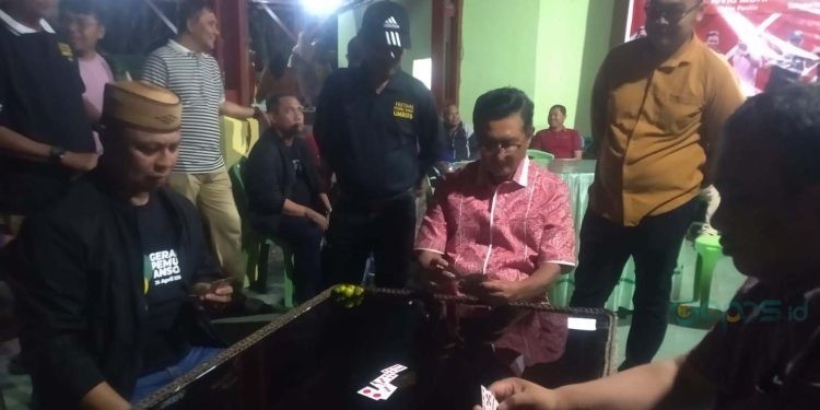 Wakil Ketua MPR RI, Fadel Muhammad, ikut ambil bagian dalam pelaksanaan Festival Pesona Danau Limboto