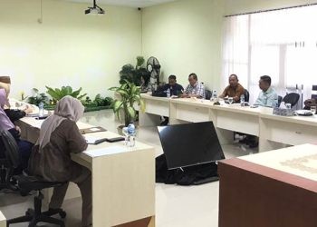 Rapat Komisi I Deprov Gorontalo bersama Dinas Perikanan dan Kelautan Provinsi Gorontalo, Kais (8/6/2023).(rama/gopos)