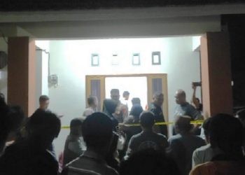 Suasana kediaman SD alias Vina, seorang mahasiswi di Gorontalo yang ditemukan ayahnya dalam keadaan tewas gantung.
