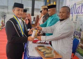 Prosesi wisuda santri Yayasan Al-Anwar Al-Islam Pondok, Sabtu (10/6/2023) (istimewa)