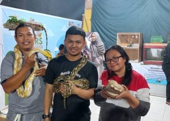 Pameran satwa yang dilaksanakan oleh Pet Lovers Gorontalo saat Festival Danau Limboto 2023 memberikan edukasi kepada masyarakat tentang perawatan satwa (istimewa)