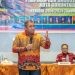 Rektor UNG, Eduart Wolok saat memberikan materi mengenai pembangunan daerah pada Bimtek DPRD Kota Gorontalo (dok. ung)