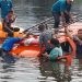 Evakuasi mobil rescue milik BPBD Bone Bolango yang tercebur ke Danau Perintis, Suwawa, Kamis (13/7/2023).(istimewa)