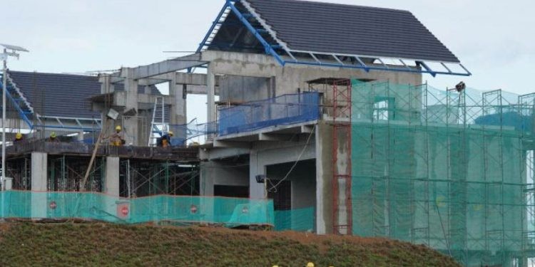 Pembangunan rumah tapak posisi menteri (RTJM) di ibu kota baru Nusantara (IKN) oleh Kementerian Pekerjaan Umum dan Perumahan Rakyat (PUPR). ANTARA/HO - BAGIAN HUKUM DAN KOMUNIKASI PUBLIK DIREKTORAT JENDERAL PERUMAHAN KEMENTERIAN PUPR