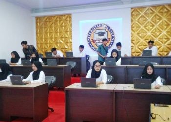 Calon mahasiswa baru UNBITA Gorontalo menginkuti tahapan seleksi CBT, Jumat (7/7/2023) (dok. unbita)