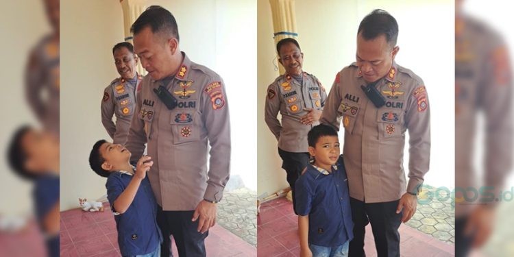 Tristan sangat bergembira saat bertemu langsung dengan Kapolres AKBP Muhammad Alli, Senin (3/7/2023)