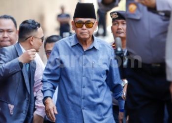 Panji Gumilang tiba di Bareskrim Polri untuk diperiksa kasus penistaan agama, Selasa (1/8/2023). Kini ia telah jadi tersangka. ([Suara.com)
