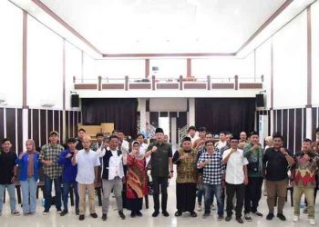 Wakil Walikota Gorontalo, Ryan Kono saat Membuka Sarasehan Pemuda Peran Organisasi Kepemudaan Lintas Agama Menjelang Tahun Politik, Sabtu (5/8/2023).