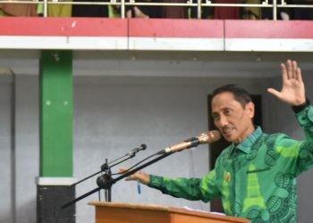 Bupati Gorontalo Nelson Pomalingo akhirnya angkat bicara soal isu liar tentang dirinya.