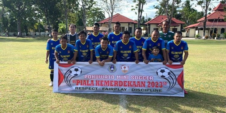 Laskar Bulili FC pada turnamen Kemerdekaan Cup 2023 di Polres Pohuwato.