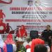 Sekretaris Deprov Gorontalo, Sudarman Samad, memberikan sambutan pada pembukaan lomba semarak HUT ke-78 RI di lingkungan Sekretariat Deprov Gorontalo. (Humas Deprov Gorontalo)