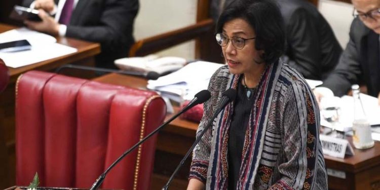 Menteri Keuangan Sri Mulyani menyampaikan paparannya dalam rapat paripurna ke-4 DPR di kompleks Parlemen, Senayan, Jakarta, Selasa (29/8/2023). Dalam kesempatan tersebut Sri Mulyani menyampaikan tanggapan pemerintah atas pandangan umum fraksi-fraksi DPR mengenai pertanggungjawaban pelaksanaan APBN 2022 dan Rancangan Undang-Undang (RUU) APBN 2024. ANTARA FOTO/Aditya Pradana Putra/rwa. (ADITYA PRADANA PUTRA/ADITYA PRADANA PUTRA)